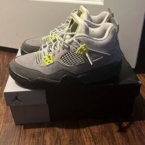 Lightly Used, No soles